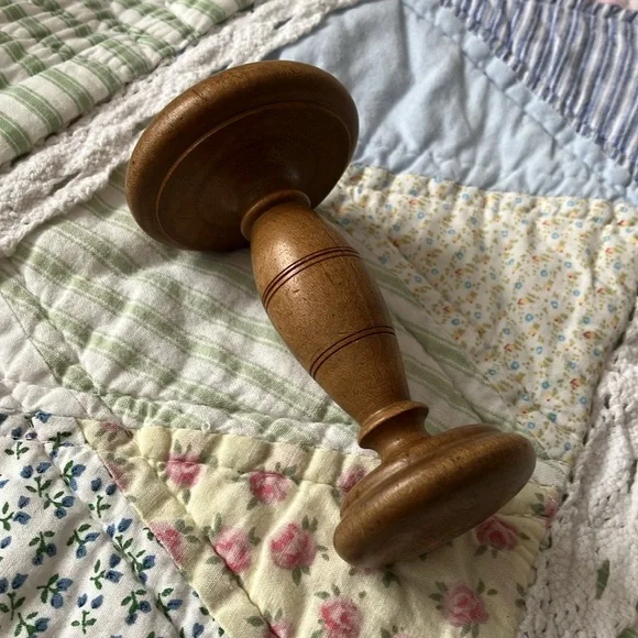 Vintage SEWING AND DARNING WOOD TOOL 4.5” x 2.5” - Toes and Heels MENDING ASSIST - Picture 7 of 8